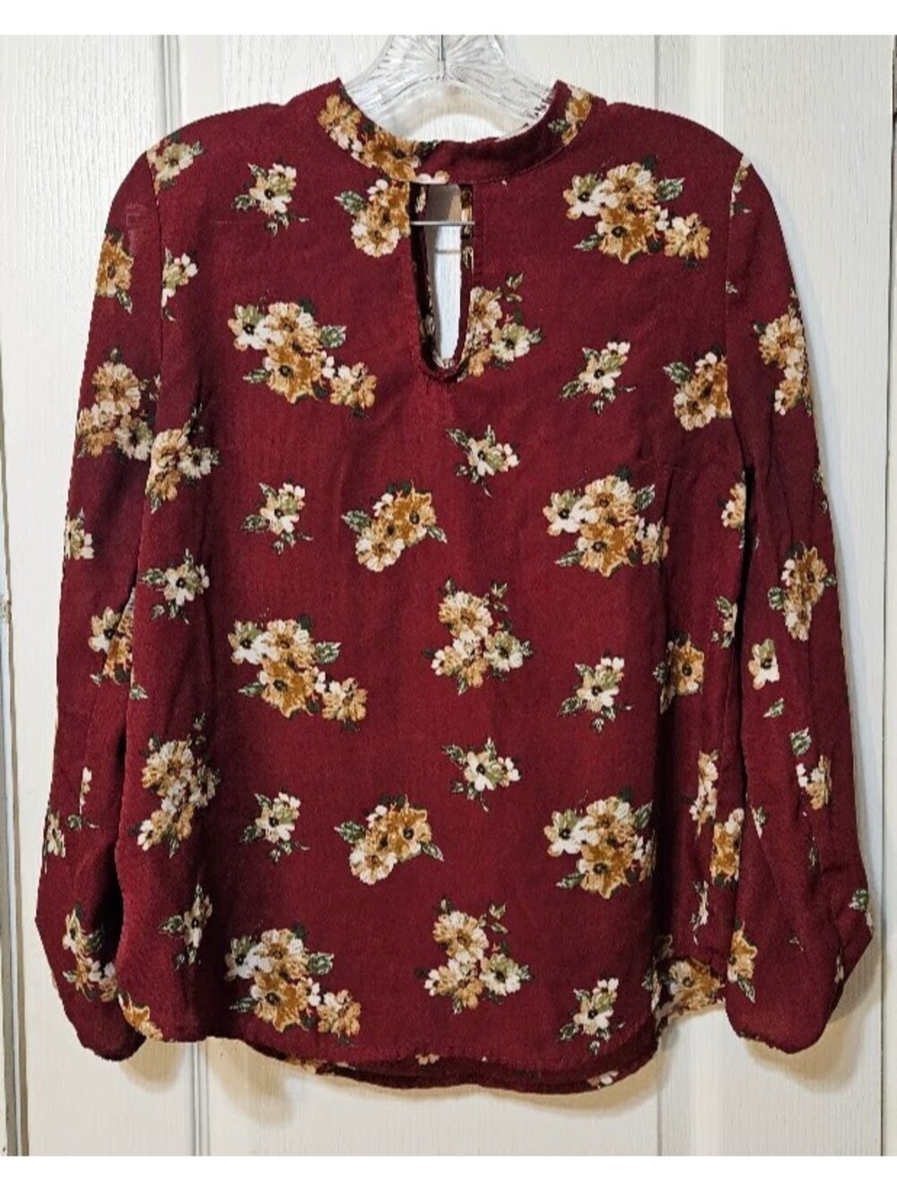 Active USA Floral Keyhole Blouse Medium Burgundy Cottagecore Fall